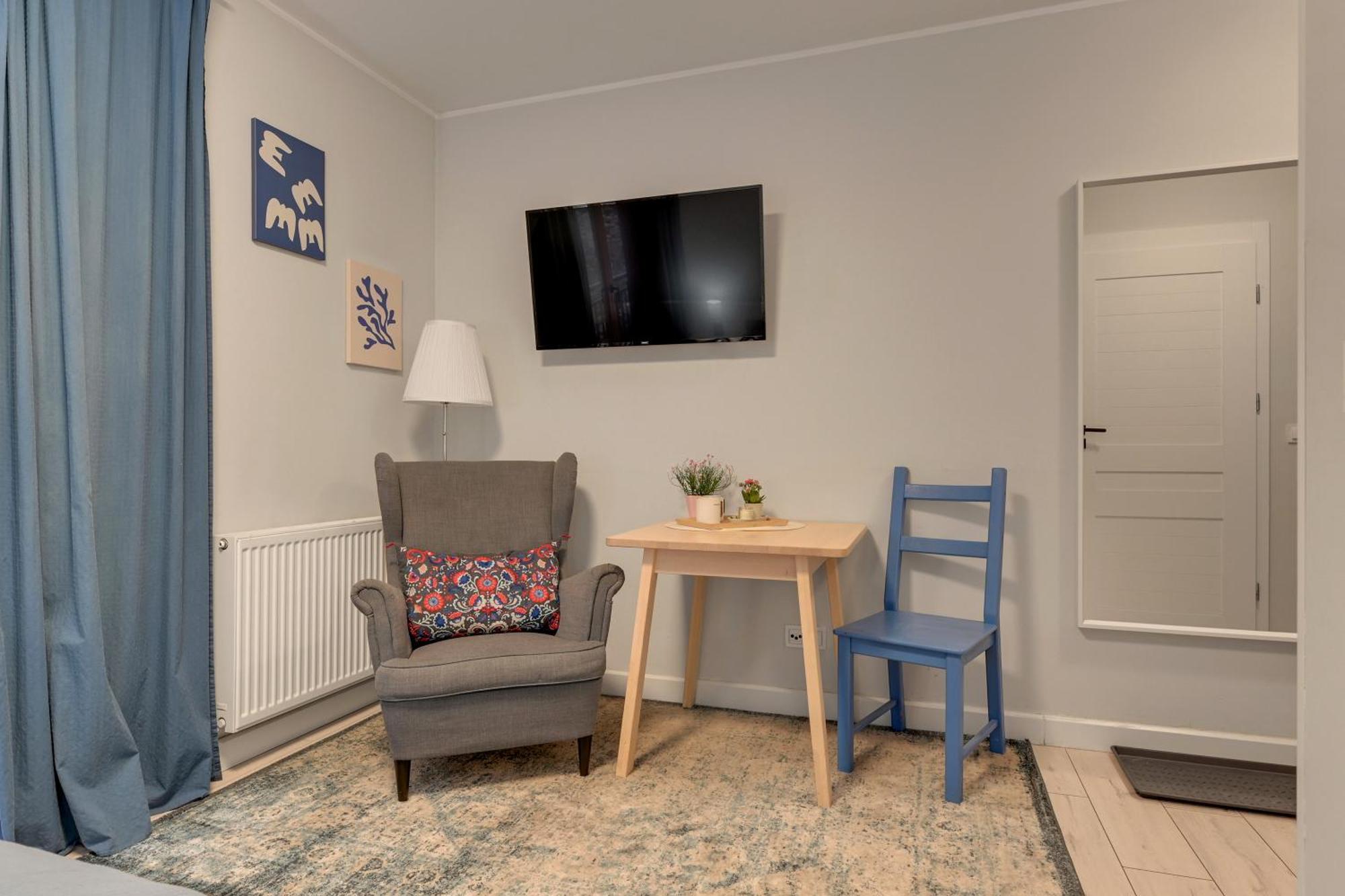 Doppel-/Zweibettzimmer mit eigenem Bad